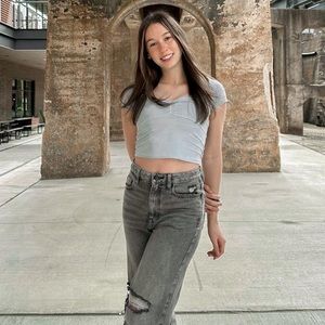 Meet your Posher, Samara!